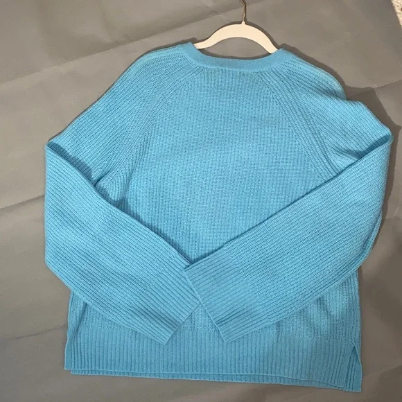 Vineyard Vines Light Aqua Blue Crew Neck Sweater Women’s 100% Cashmere Size L - Picture 9 of 9